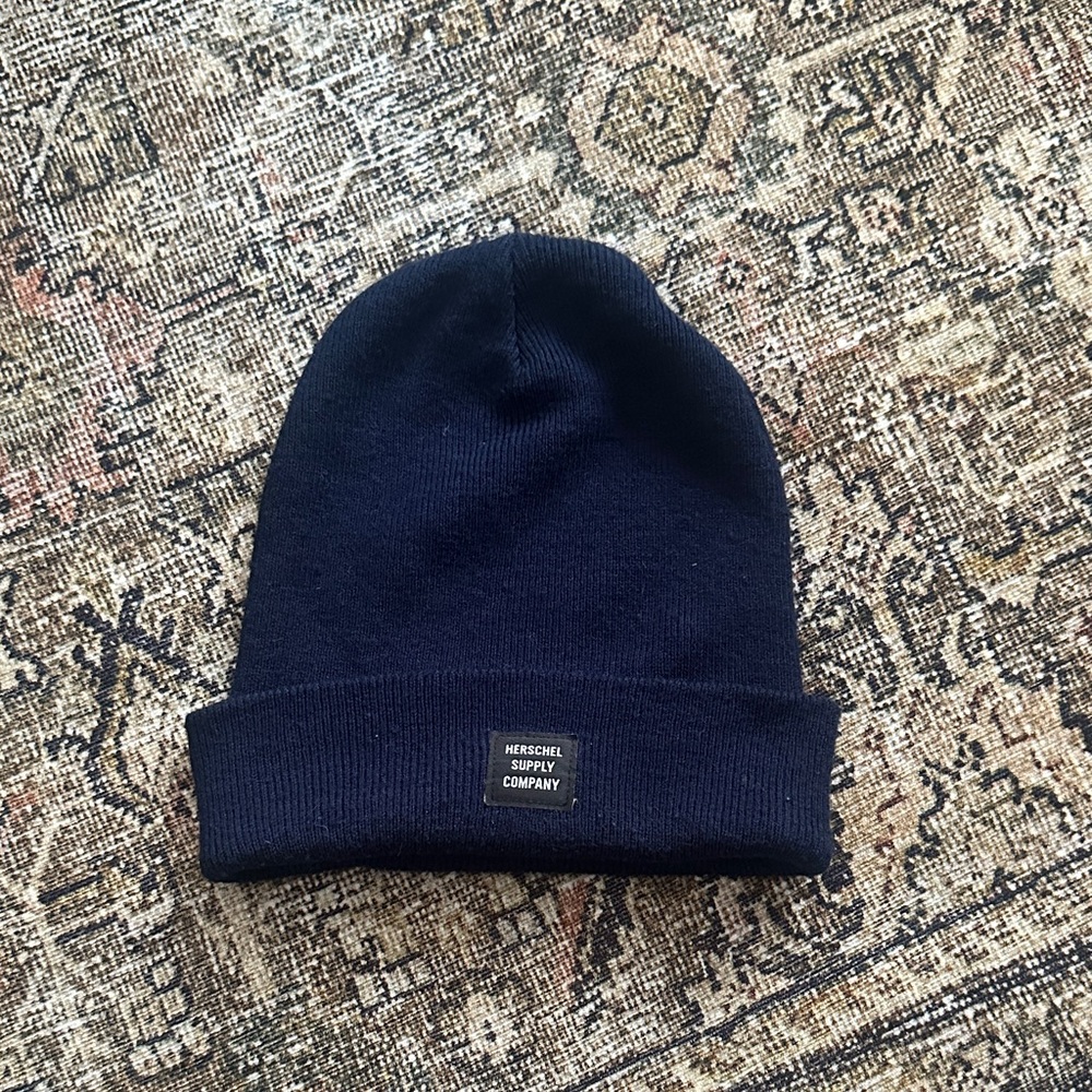 Herschel navy toque
